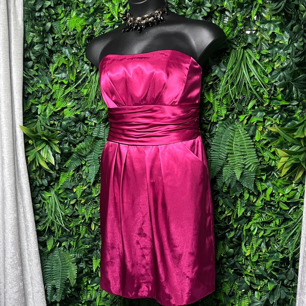 Davids Bridal Dress Size 14 Magenta Strapless Party Cocktail Formal Pockets 3116